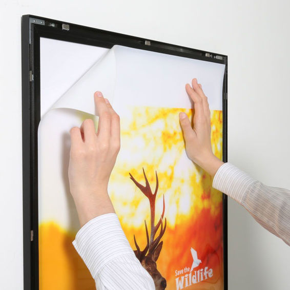 Immagine di M&T Displays Clik-clak Snap Frames LED - LEDbox Magneco